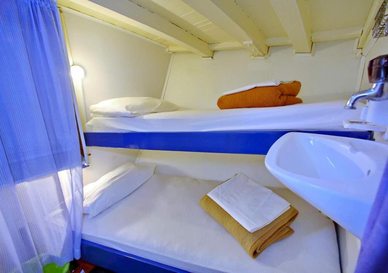 Rhythm Floating Hostel - Ζαντάρ Εξωτερικό φωτογραφία