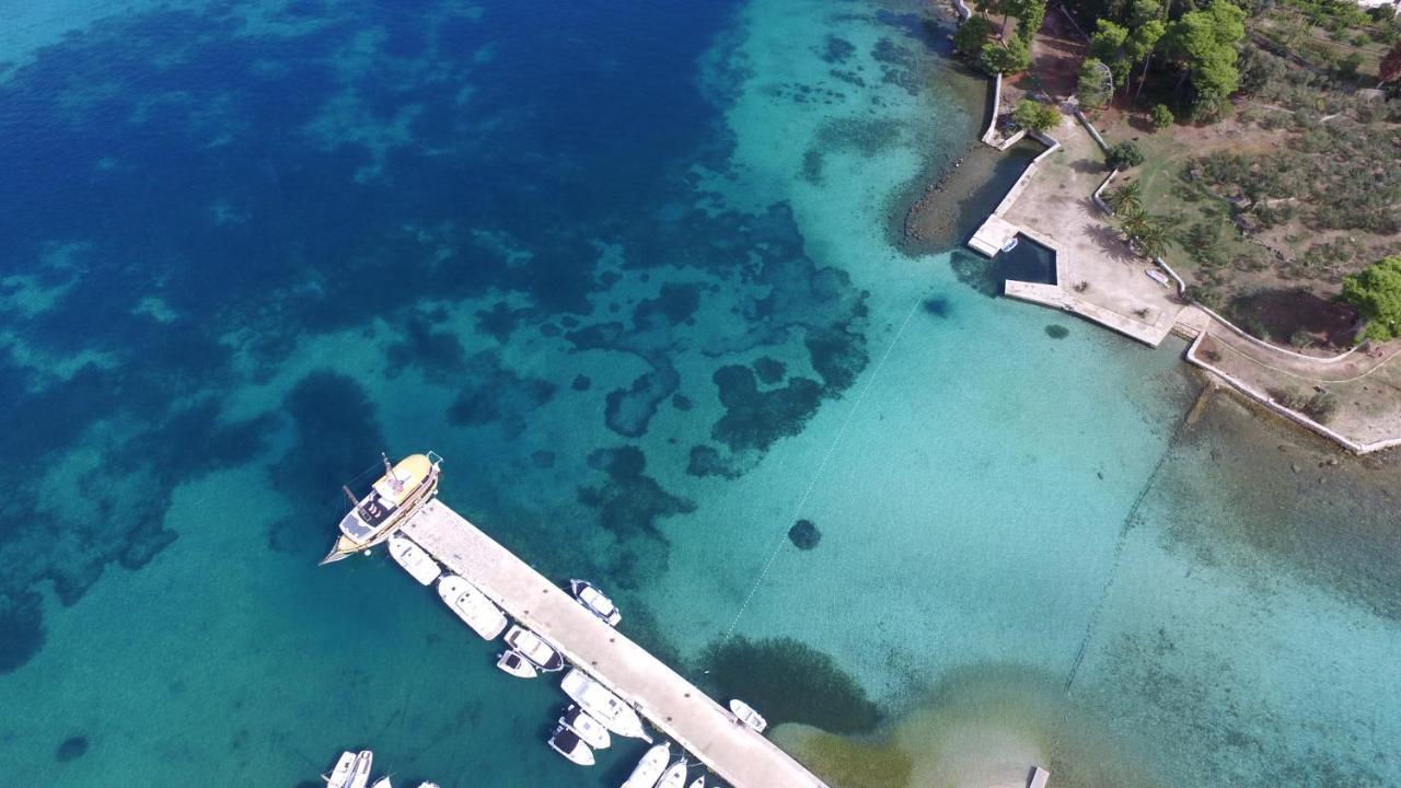 Rhythm Floating Hostel - Ζαντάρ Εξωτερικό φωτογραφία